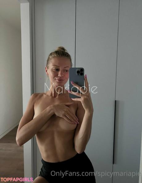 Spicymariapie nude leaked OnlyFans photo #79