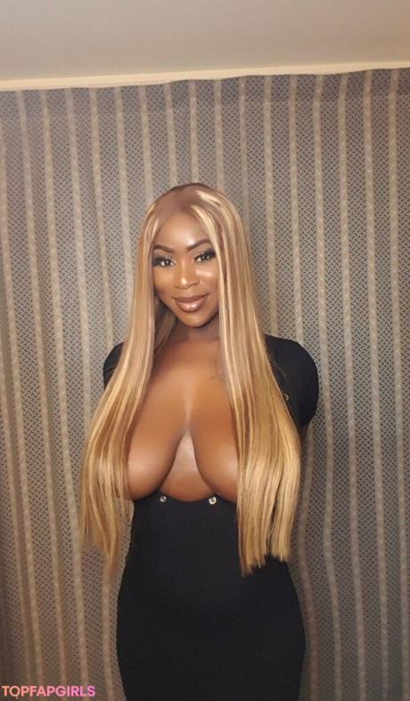 Silvia nude leaked OnlyFans photo #6