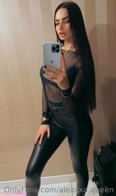 Alexxxa.queen nude leaked OnlyFans photo #7