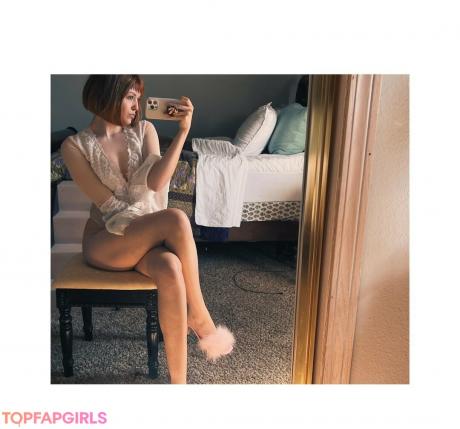 Girl nude leaked OnlyFans photo #7