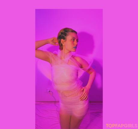 Girl nude leaked OnlyFans photo #76