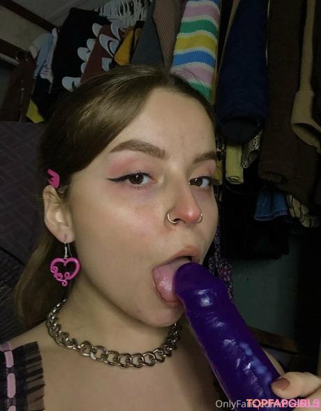 Beebuzz nude leaked OnlyFans photo #175