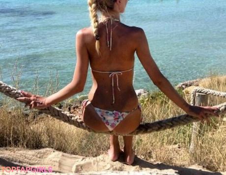 Sara nude leaked OnlyFans photo #96