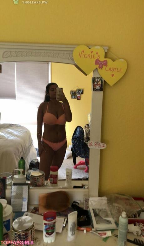 Vicky nude leaked OnlyFans photo #1