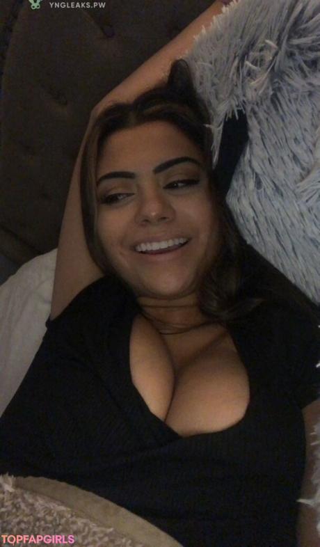 Vicky nude leaked OnlyFans photo #32
