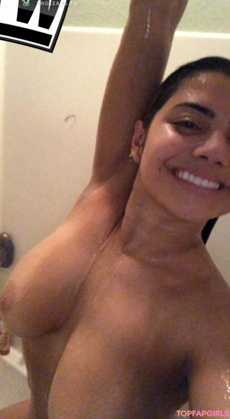 Vicky nude leaked OnlyFans photo #5