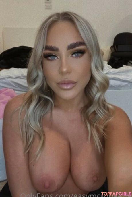 Emily nude leaked OnlyFans photo #3