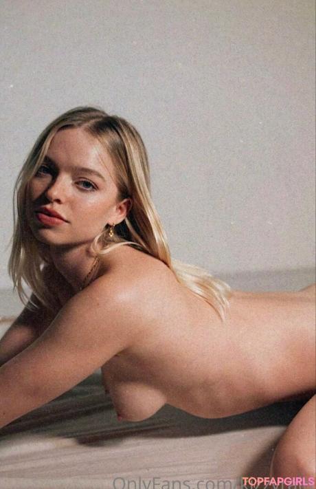 Kizzyrain nude leaked OnlyFans photo #83