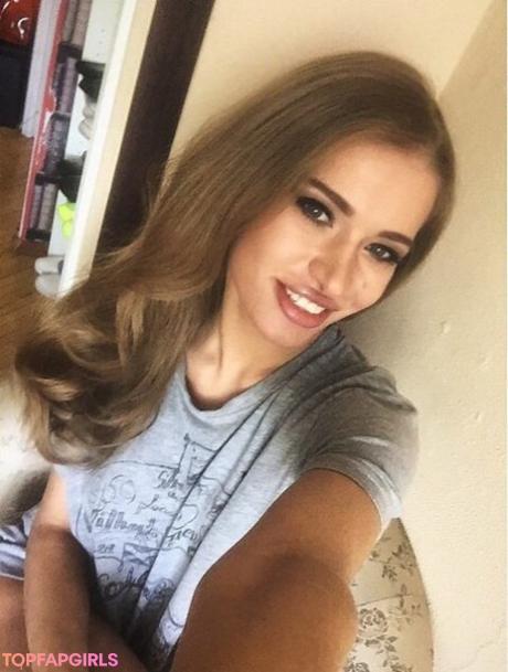 Alla nude leaked OnlyFans photo #6