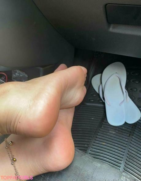 Adrieamb nude leaked OnlyFans photo #86