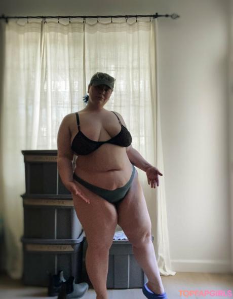 Grizbbly nude leaked OnlyFans photo #10
