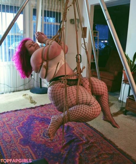Grizbbly nude leaked OnlyFans photo #4