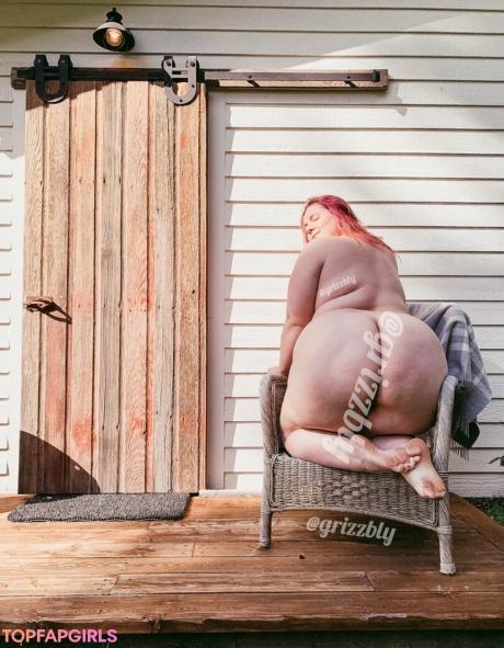 Grizbbly nude leaked OnlyFans photo #8