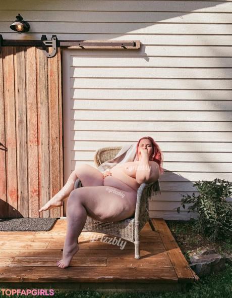 Grizbbly nude leaked OnlyFans photo #9