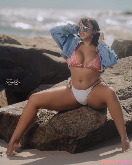 CRISTINA nude leaked OnlyFans photo #22