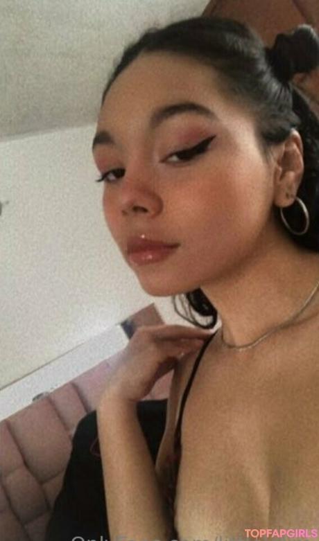 Littlelolim nude leaked OnlyFans photo #21