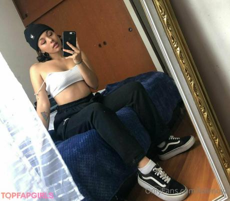 Littlelolim nude leaked OnlyFans photo #8