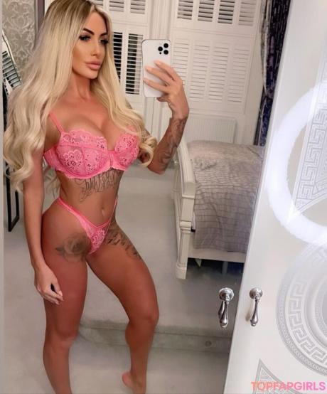 Debbie nude leaked OnlyFans photo #5