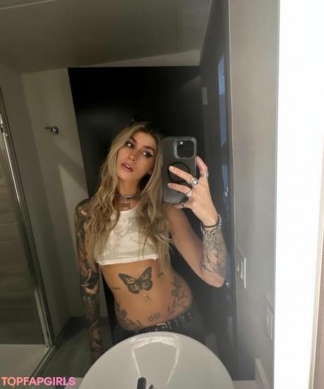 Luci nude leaked OnlyFans photo #18