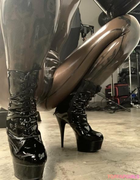 Thecamdamage nude leaked OnlyFans photo #45