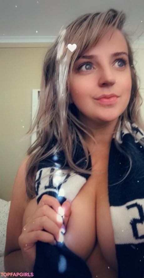 Rach nude leaked OnlyFans photo #8