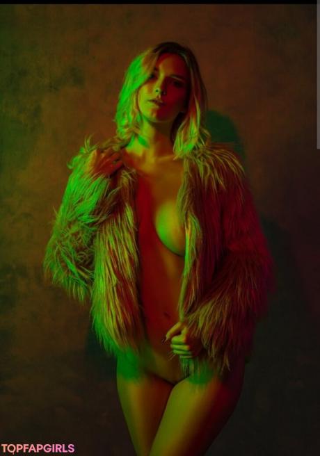 Eibhlinx nude leaked OnlyFans photo #2