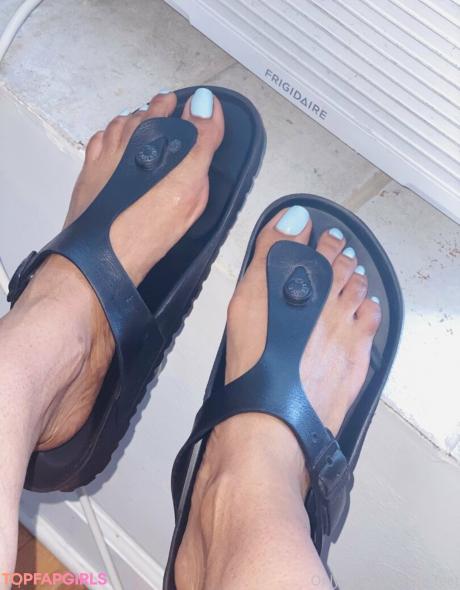Vee_feet nude leaked OnlyFans photo #47