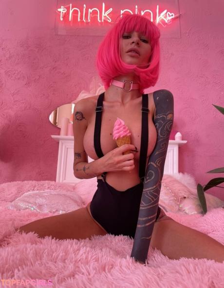 Iamdollhead nude leaked OnlyFans photo #19