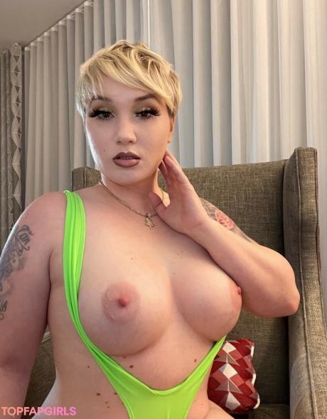 Toveyah nude leaked OnlyFans photo #26