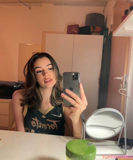 NoraExplorer nude leaked OnlyFans photo #12