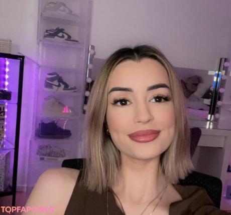 NoraExplorer nude leaked OnlyFans photo #6