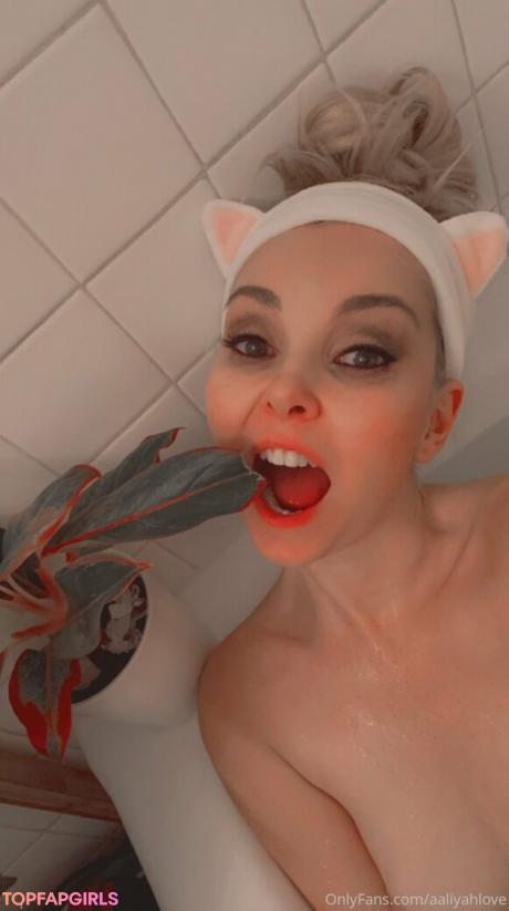 Aaliyahlove nude leaked OnlyFans photo #69