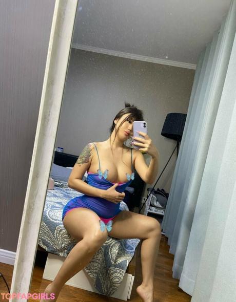 Rairainana nude leaked OnlyFans photo #154