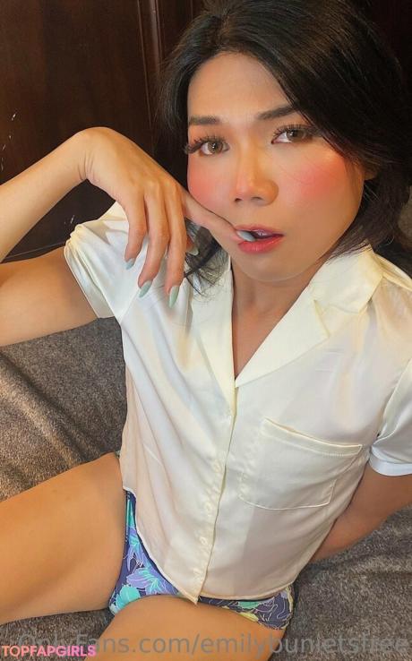 Emilybunietsfree nude leaked OnlyFans photo #23