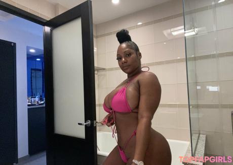 Therealchanellealicia nude leaked OnlyFans photo #8