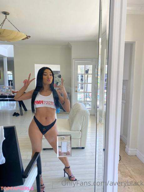 Avery nude leaked OnlyFans photo #22