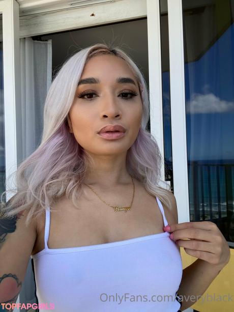 Avery nude leaked OnlyFans photo #39