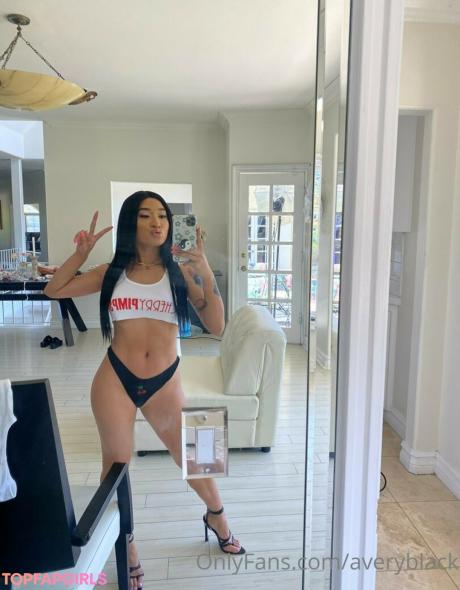 Avery nude leaked OnlyFans photo #54