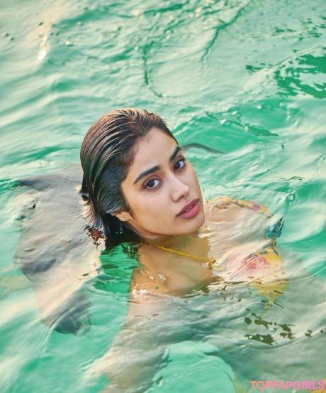 Janhvi nude leaked OnlyFans photo #20