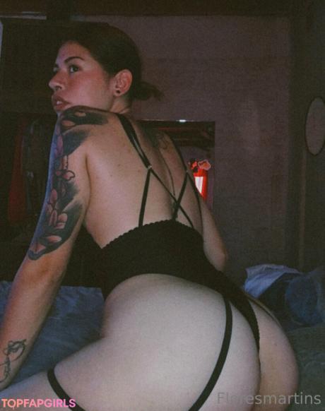 Floresmartins nude leaked OnlyFans photo #15