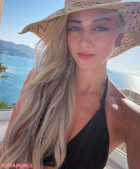 Farbenfuchs nude leaked OnlyFans photo #23