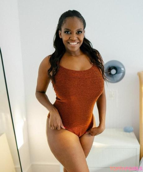 Oti nude leaked OnlyFans photo #145