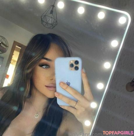 Lexiemoonx nude leaked OnlyFans photo #11