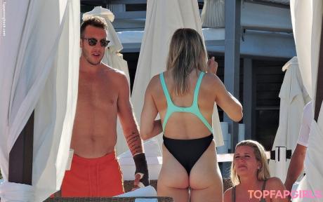 Eugenie nude leaked OnlyFans photo #48