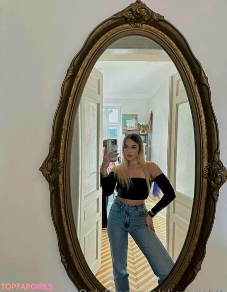 Alicebrightt nude leaked OnlyFans photo #110