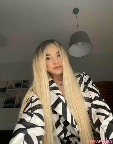 Alicebrightt nude leaked OnlyFans photo #83