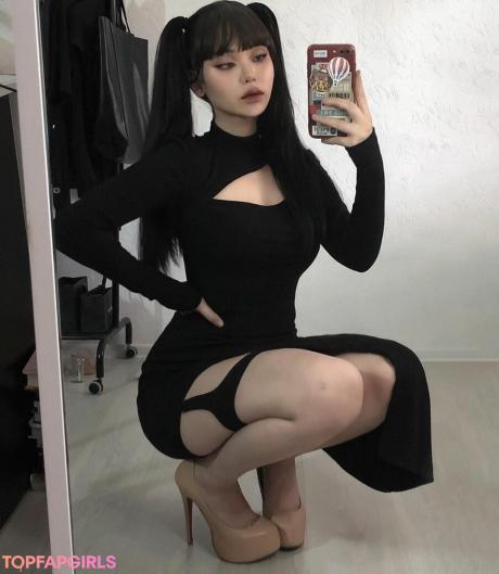 Wisexnja nude leaked OnlyFans photo #1