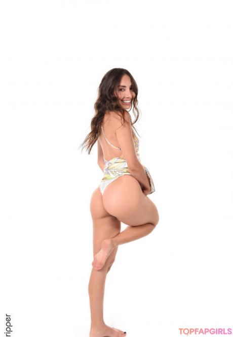 AnaBloom nude leaked OnlyFans photo #85
