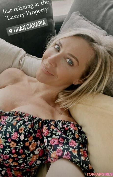 Laura nude leaked OnlyFans photo #55