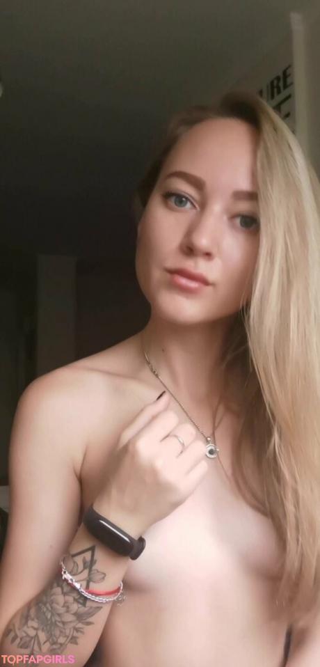 Alinalovely nude leaked OnlyFans photo #28